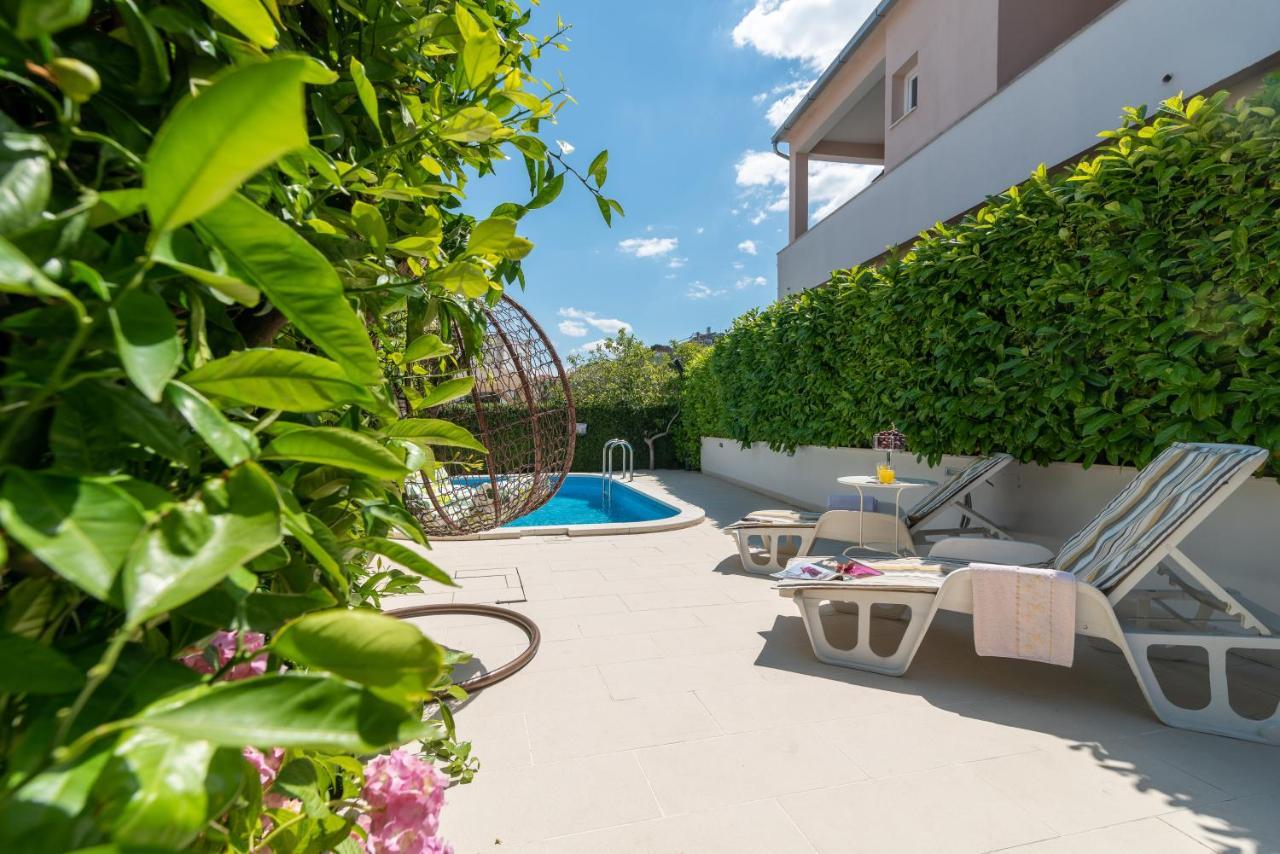 Apartments Orlic Трогир Екстериор снимка