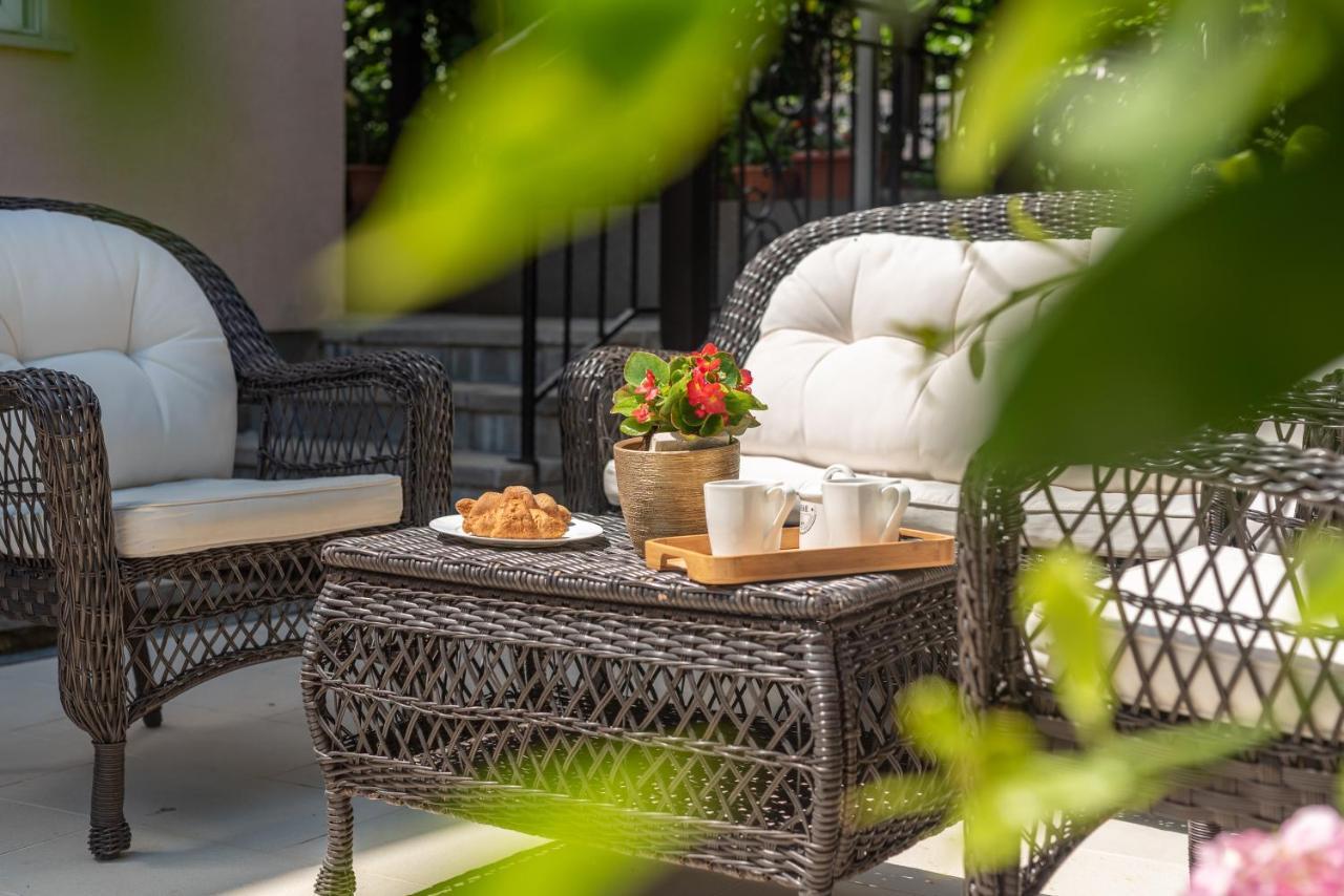 Apartments Orlic Трогир Екстериор снимка
