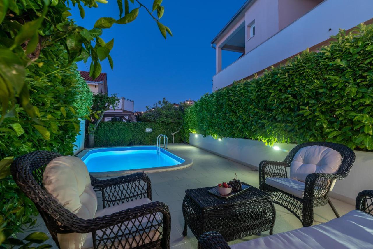 Apartments Orlic Трогир Екстериор снимка