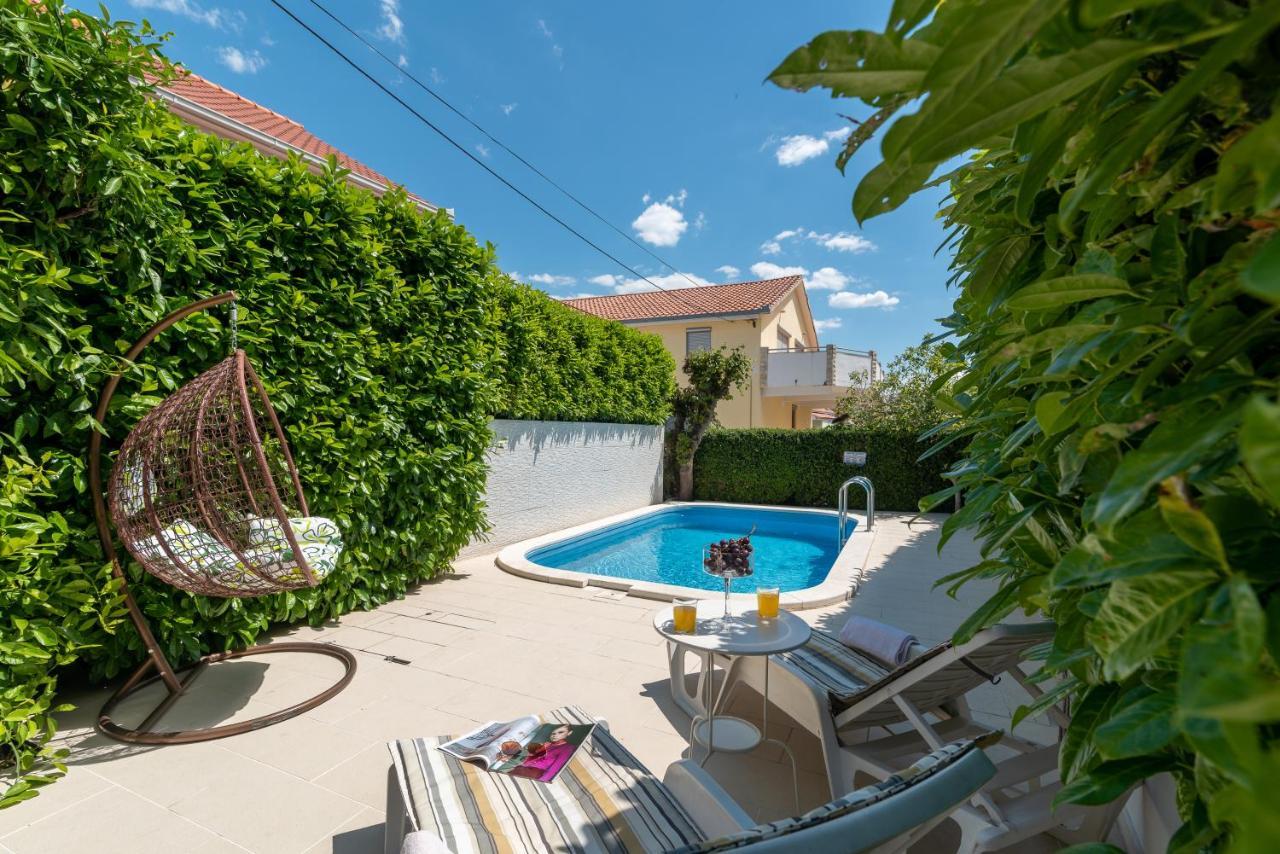 Apartments Orlic Трогир Екстериор снимка