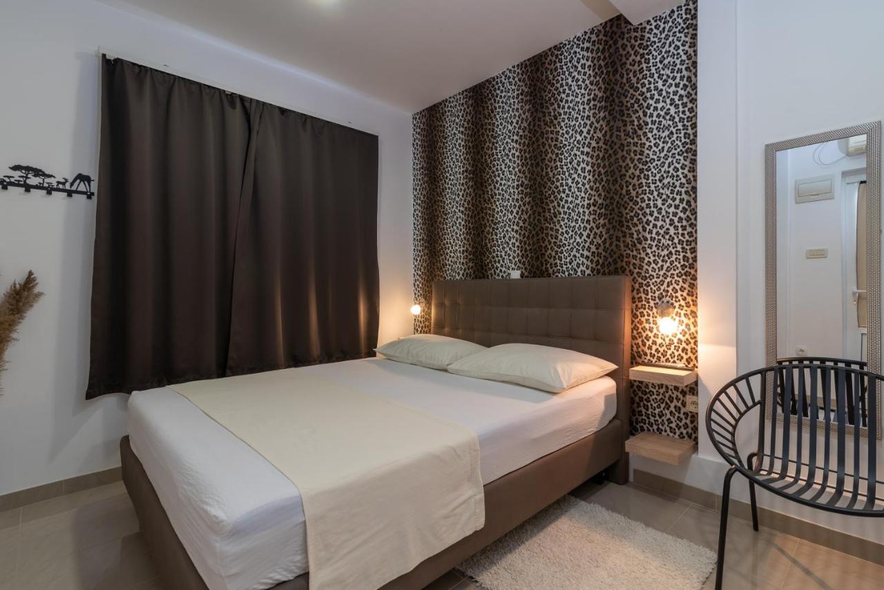 Apartments Orlic Трогир Екстериор снимка