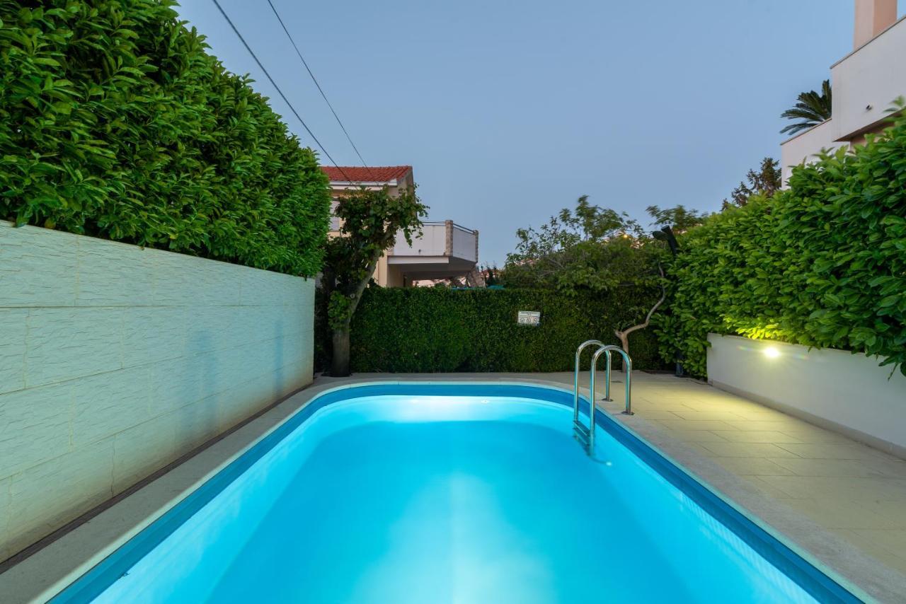 Apartments Orlic Трогир Екстериор снимка