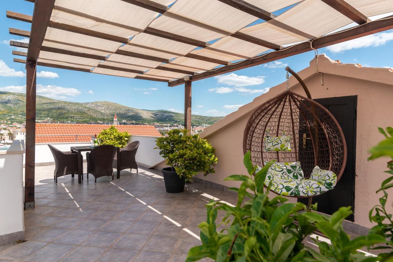 Apartments Orlic Трогир Екстериор снимка