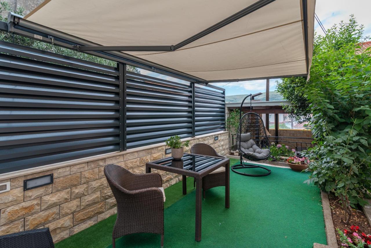 Apartments Orlic Трогир Екстериор снимка